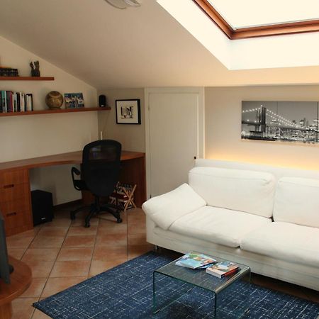Bright Penthouse Close To Center With Terrace And Lake View レッコ エクステリア 写真