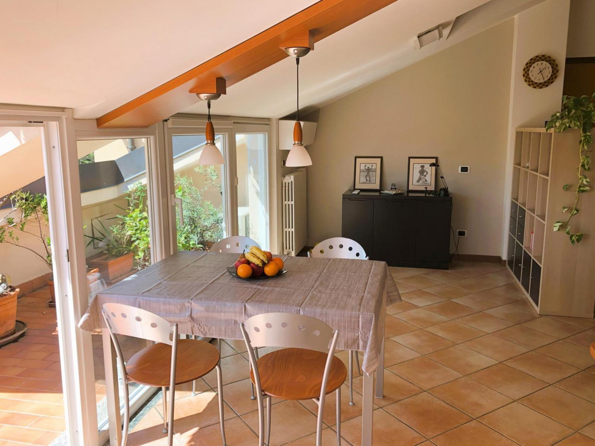 Bright Penthouse Close To Center With Terrace And Lake View レッコ エクステリア 写真