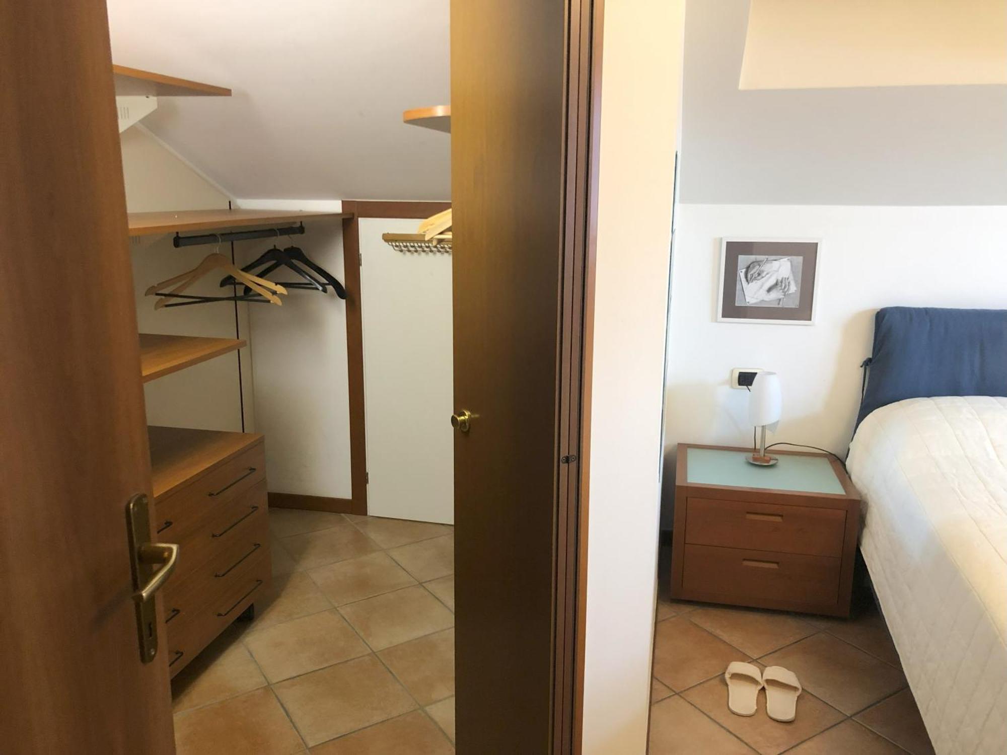 Bright Penthouse Close To Center With Terrace And Lake View レッコ エクステリア 写真