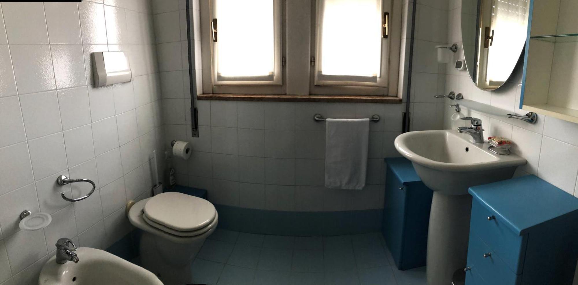 Bright Penthouse Close To Center With Terrace And Lake View レッコ エクステリア 写真